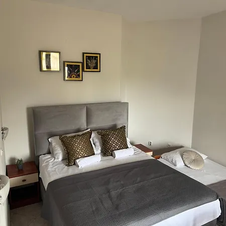 Jermen Guest house Sukosan