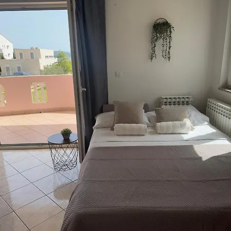 Jermen Guest house